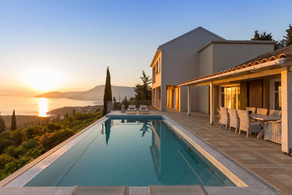 real estate villa in kefalonia with pool